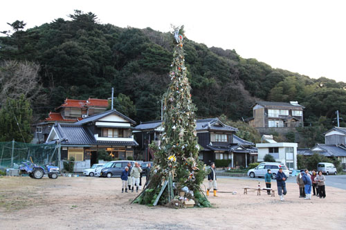 地区住民の手で作られたどんど