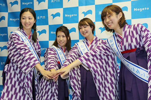 新たに4人の観光アテンダントが選出
