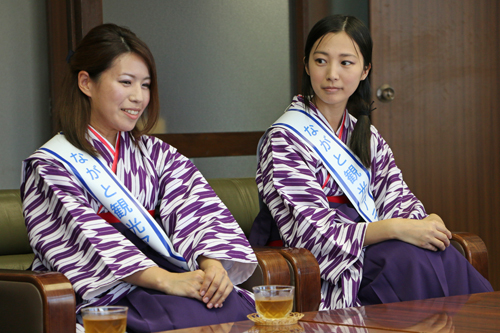 （左から）河野純子さん、会田玲奈さん