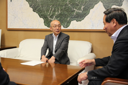 今後の仕事について、大西市長と懇談