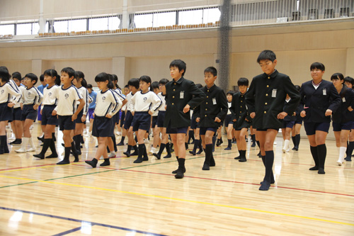 向津具小学校の児童も参加