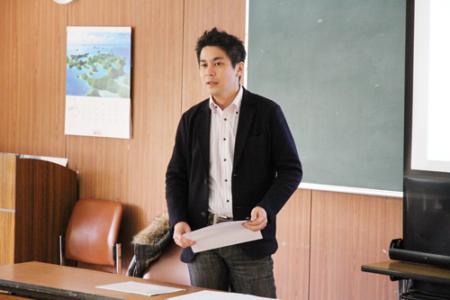 講師の山本氏は、ながと物産合同会社で販売の指揮を執る
