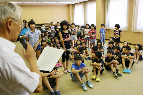 教育長賞・館長賞・入選が発表される