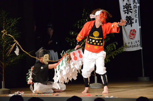 滝坂神楽舞「手力男の舞」