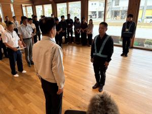 市長激励　派遣職員決意表明