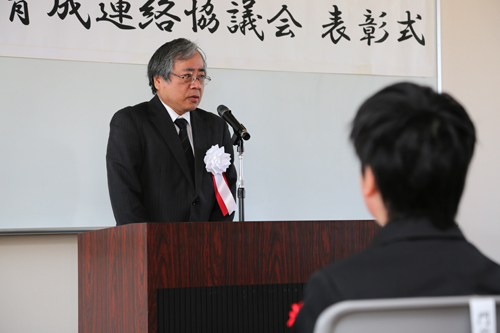 「これからも子ども会の活動を支えていってください」と話した村田会長
