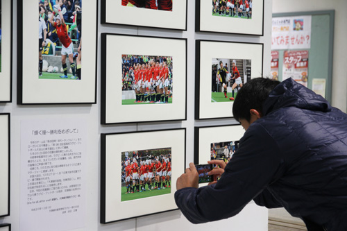 12月1日から12月24日までフジ長門店で展示