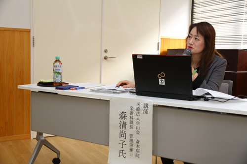 講師を務めた医療法人生山会　斎木病院の管理栄養士森清尚子氏