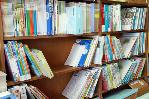 教科書展示会が始まりました
