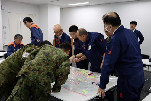 市本庁舎を主な会場として実施