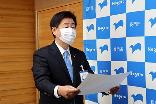「今後も関係各所と連携をとって交通安全の推進に取り組んでいきます」と江原市長