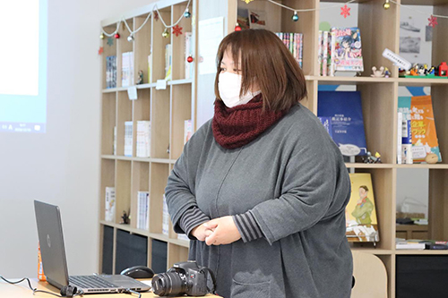 長門市在住のフリーカメラマンである瀬戸康代さんを講師と務める