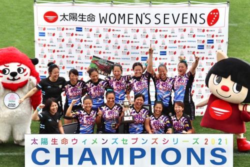 年間総合優勝は２年連続の快挙