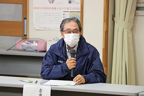 デマンド交通や楽天農業についての質問も
