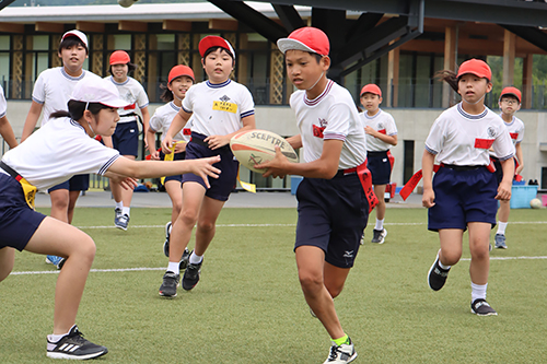 深川小、向陽小の6年生、俵山小の5・6年生が参加した交流大会