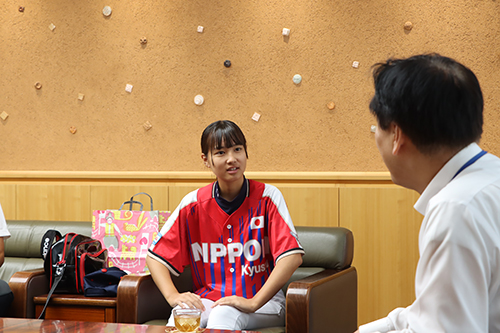 チームの合言葉は「どすこい」（地に足をつける）