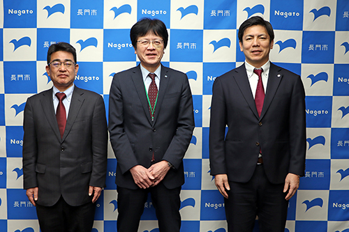 3年間の任期を終え、退任する3人の調整監