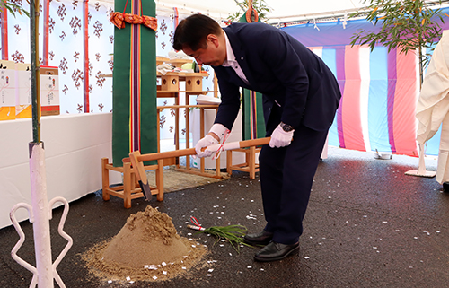 起工式、安全祈願の様子