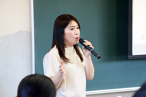 講師は楽天グループ株式会社の香月宏美さんが務めた