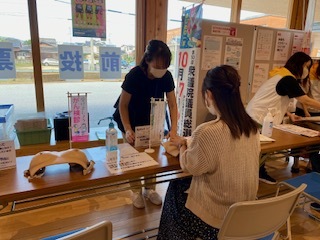 10 月は「ピンクリボン月間」です