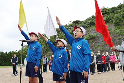 児童３人が選手宣誓