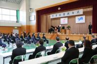 菱海中学校では、男子12人、女子20人の合計32人が卒業の日を迎えた